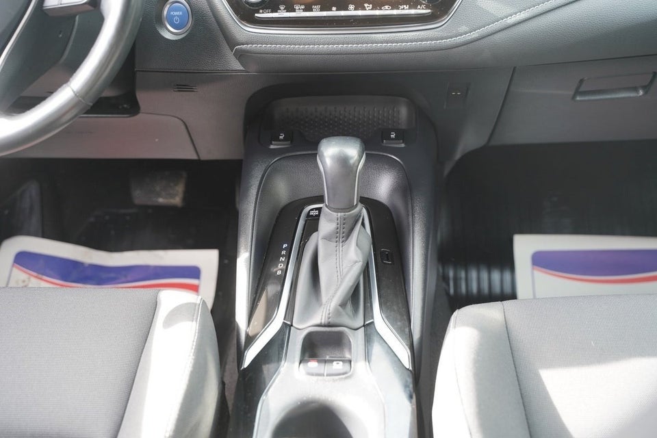 Toyota Corolla 1,8 Hybrid Premium Smart Design MDS 5d