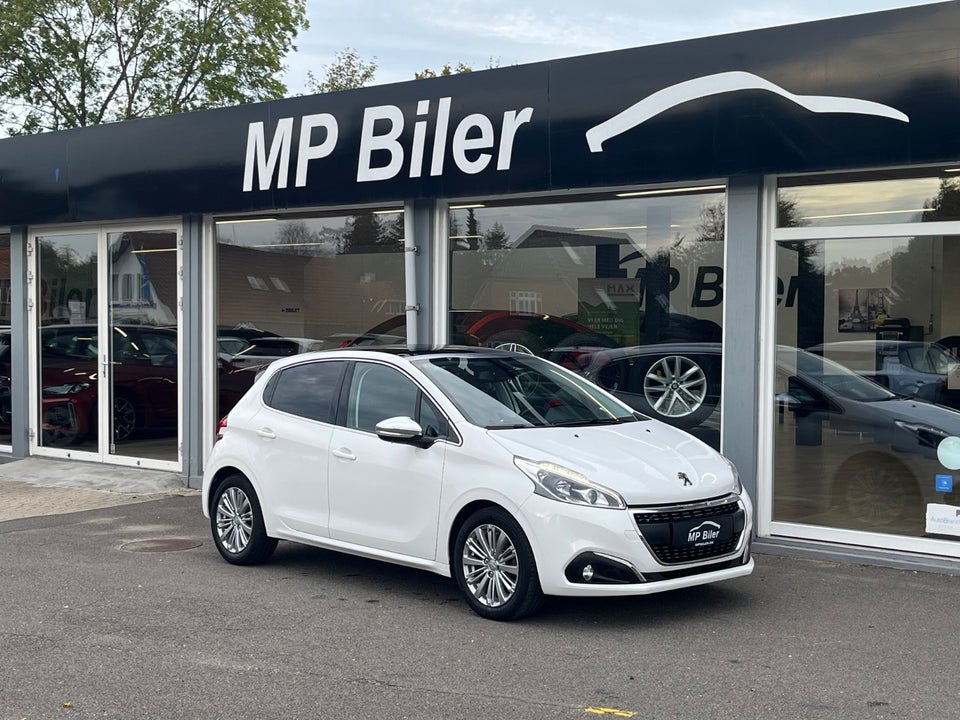 Peugeot 208 1,6 BlueHDi 100 Allure Sky 5d