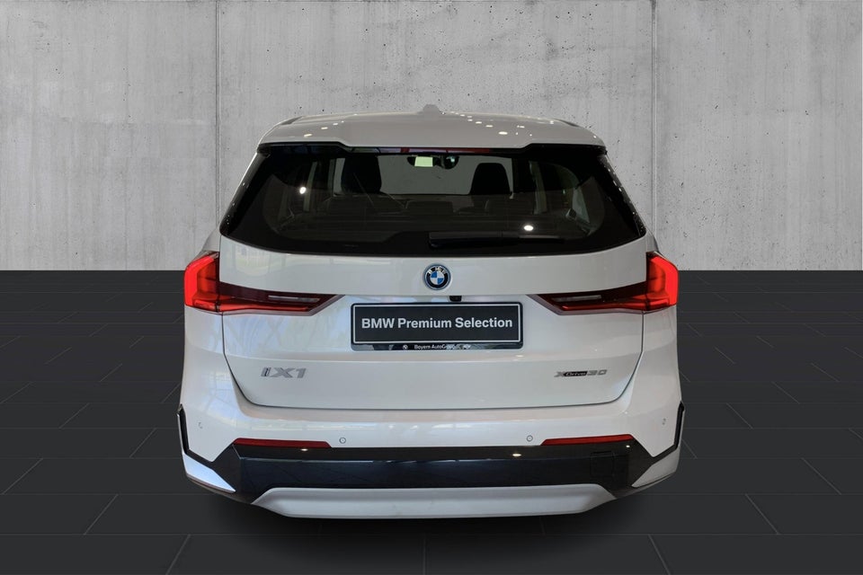 BMW iX1 xDrive30 X-Line 5d