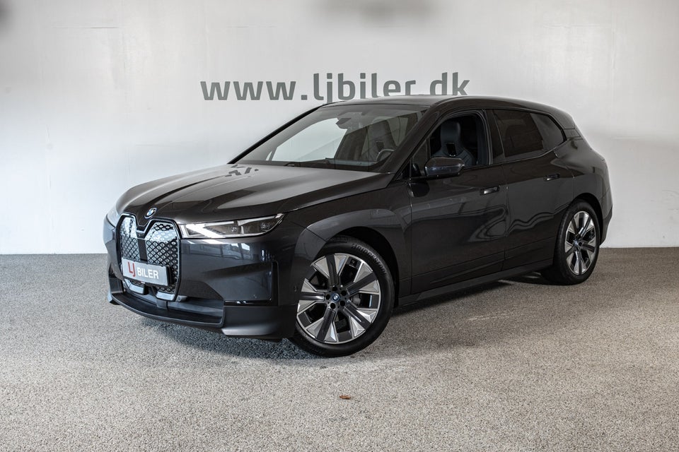 BMW iX xDrive40 5d