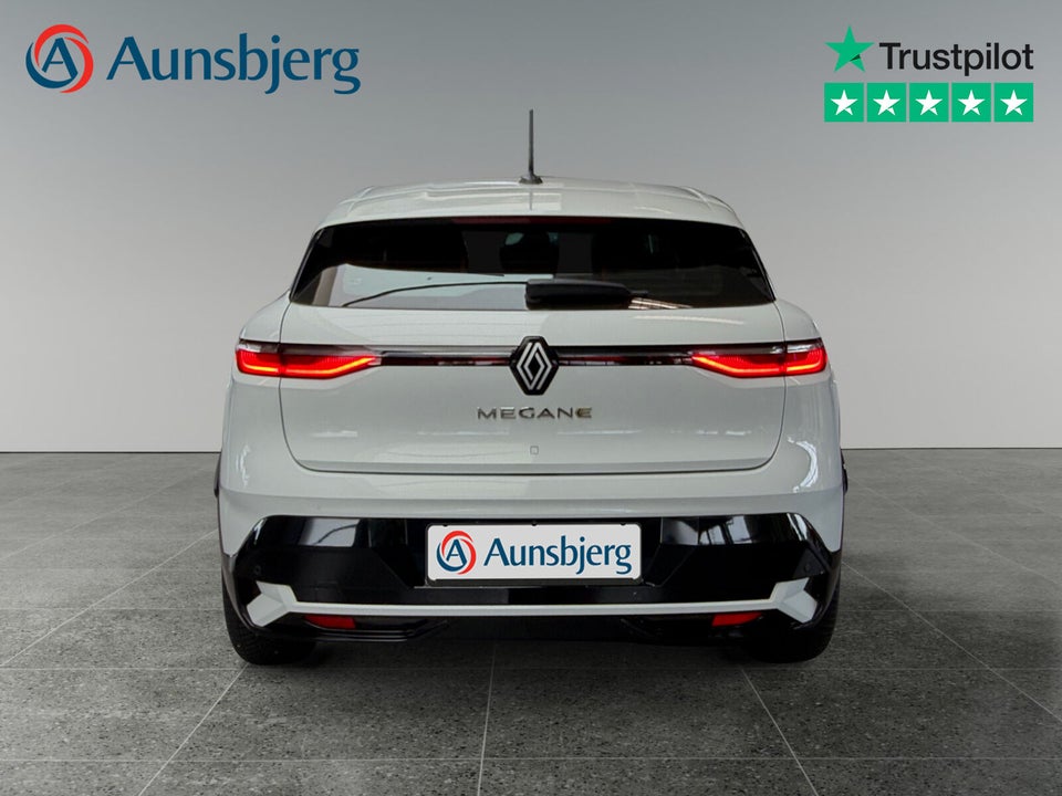 Renault Megane E-Tech 40 Equilibre 5d