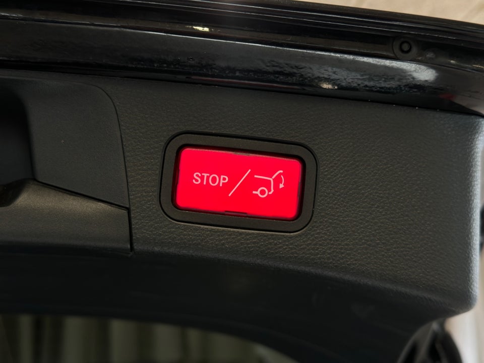 Mercedes C63 4,0 AMG stc. aut. 5d