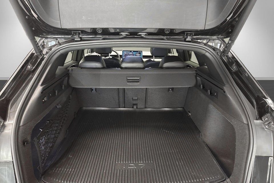 VW ID.7 86 Style S Tourer 5d