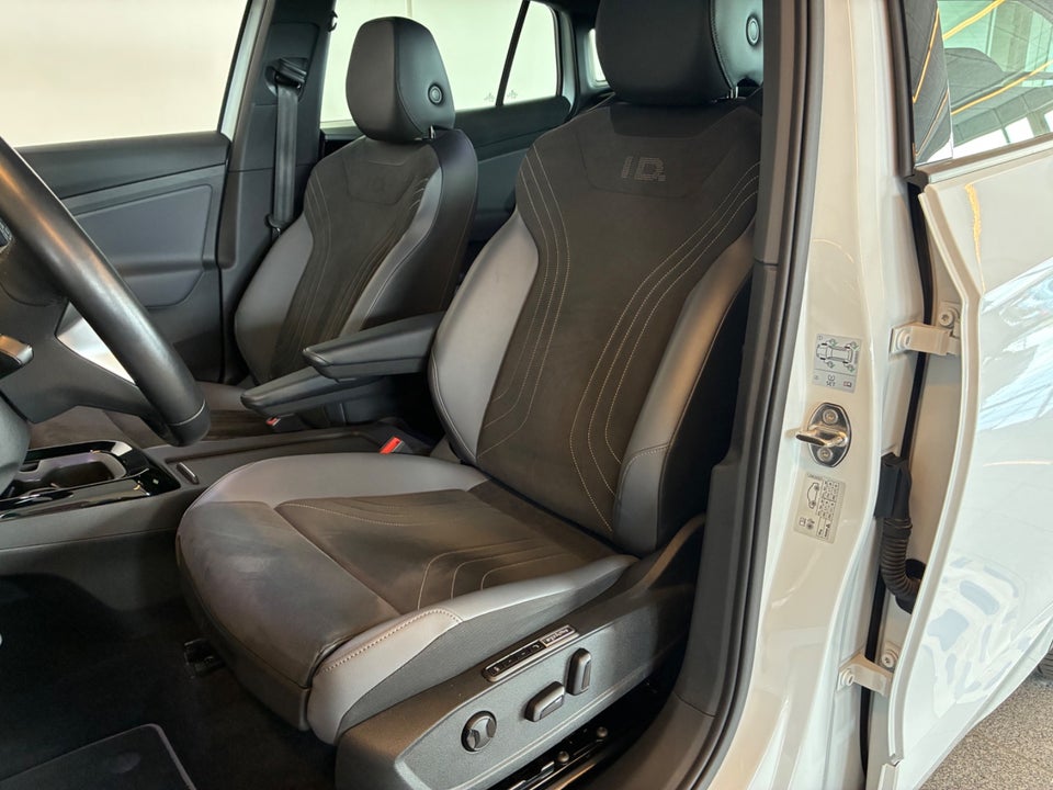 VW ID.5 77 Pro Performance Active 5d