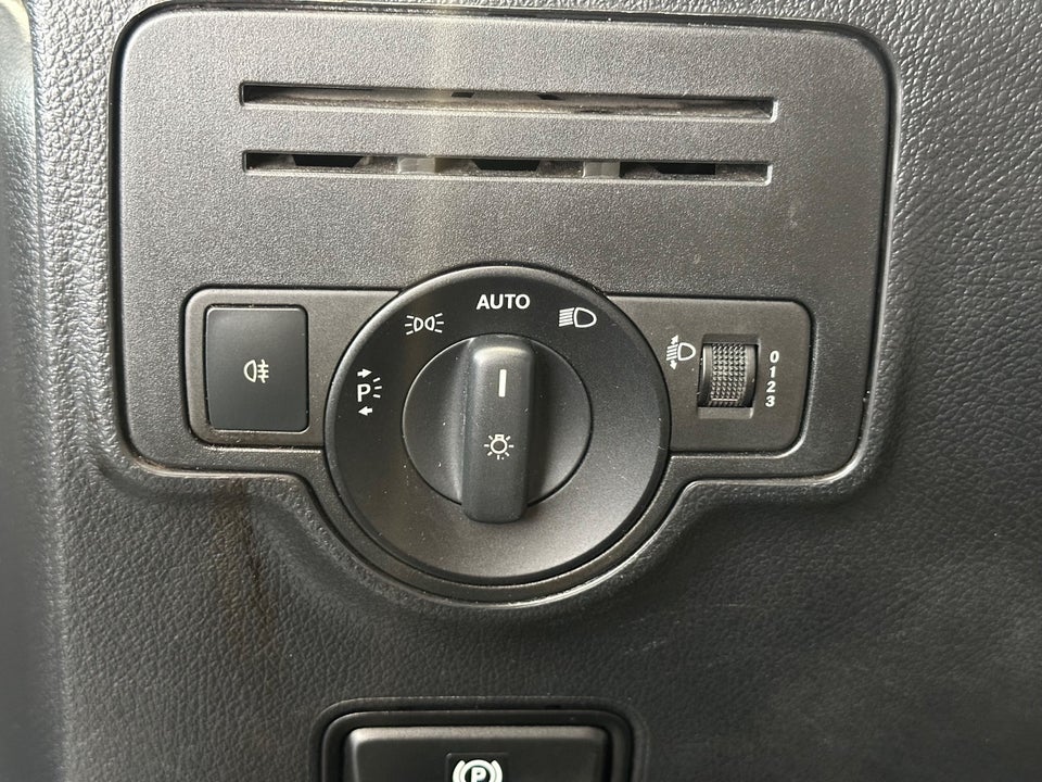 Mercedes Vito 114 2,0 CDi Kassevogn aut. L RWD