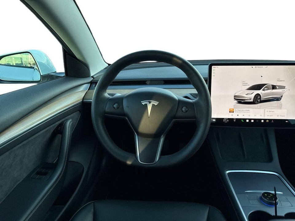 Tesla Model 3 RWD 4d