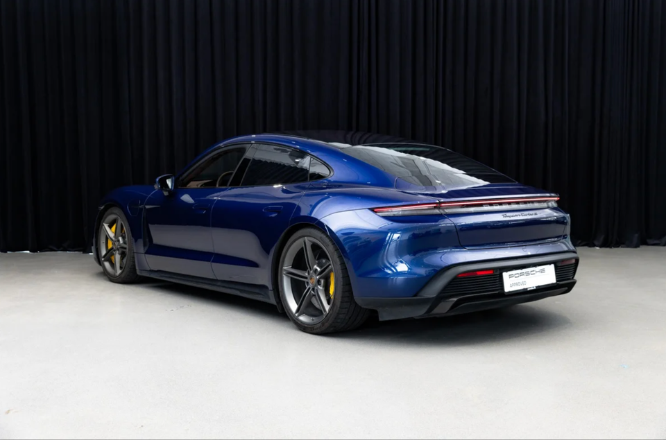 Porsche Taycan Turbo S Performance+  4d