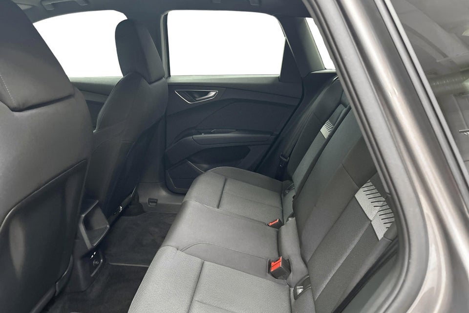 Audi Q4 e-tron 45 Progress 5d