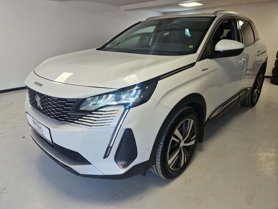 Peugeot 3008 1,6 Hybrid First Selection EAT8 5d