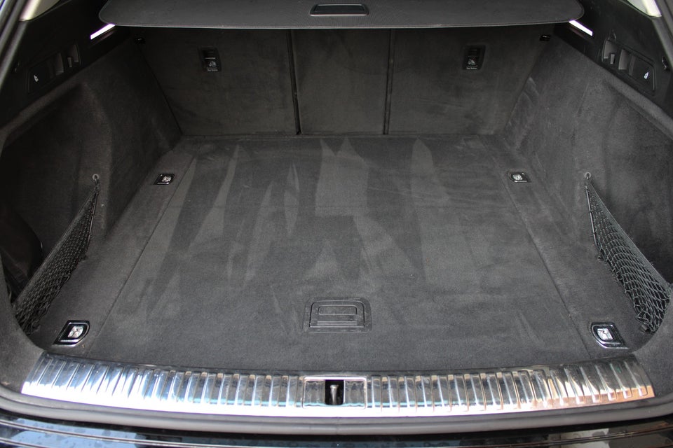 Audi e-tron 55 Advanced quattro 5d