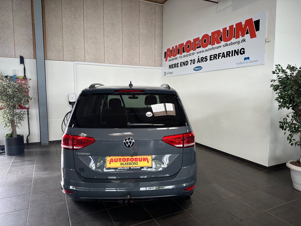 VW Touran 1,5 TSi 150 Comfortline Family DSG Van 5d