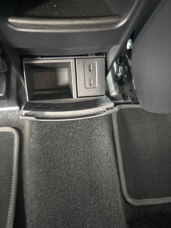 Mercedes EQA350 AMG Line 4Matic 5d