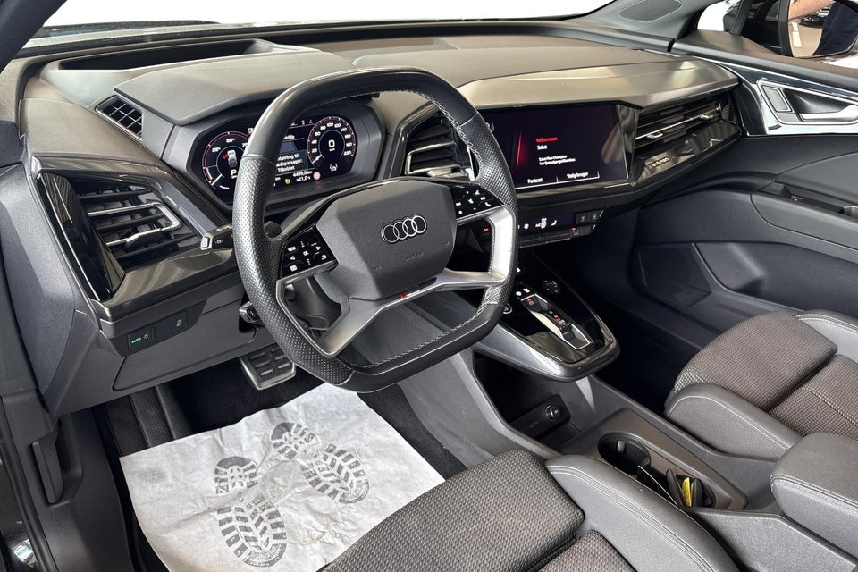 Audi Q4 e-tron 40 S-line Sportback 5d