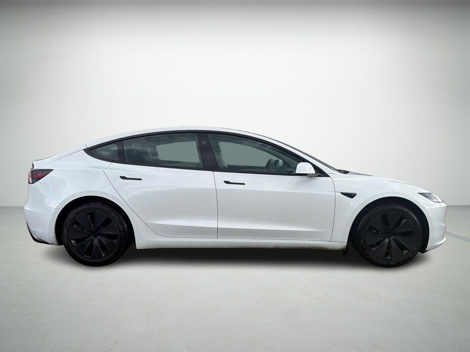 Tesla Model 3 RWD 4d