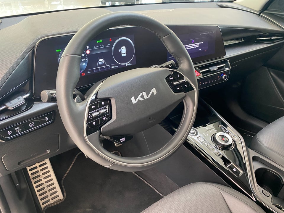 Kia Niro 64 EV Upgrade 5d