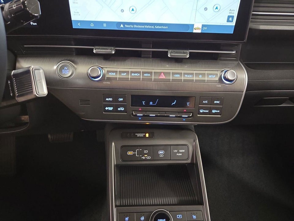 Hyundai Kona 65 EV Essential Van 5d