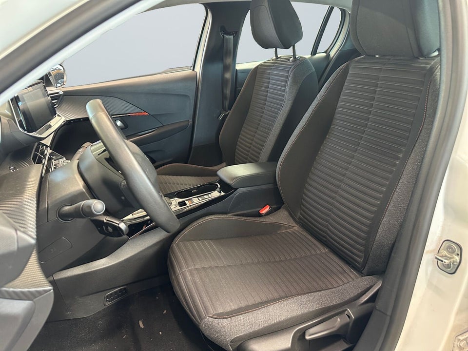 Peugeot e-208 50 Active Pack 5d