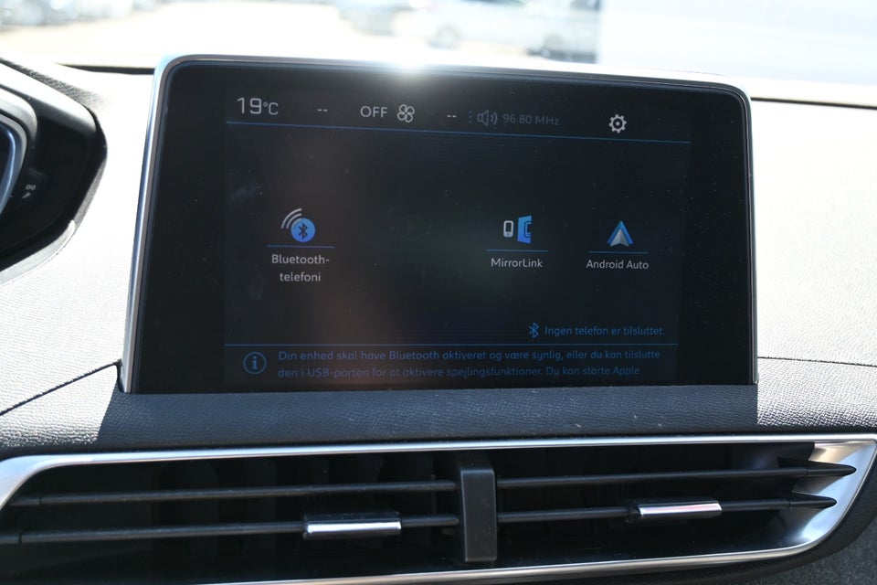 Peugeot 5008 1,2 e-THP 130 Allure 7prs 5d