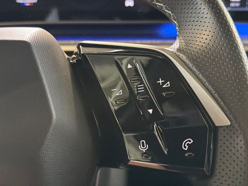 Peugeot e-5008 77 GT 7prs 5d