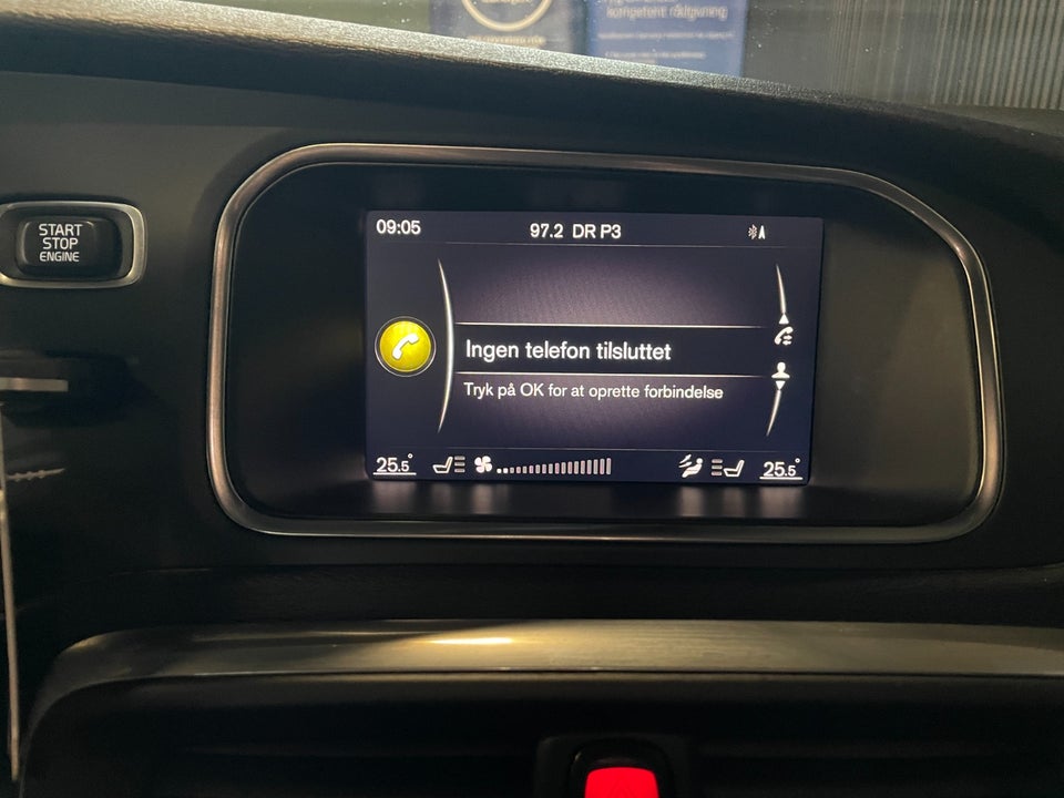 Volvo V40 2,0 D2 120 Momentum 5d