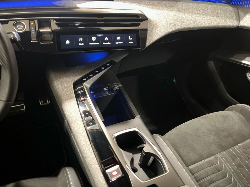 Peugeot e-5008 77 GT Pack 7prs 5d