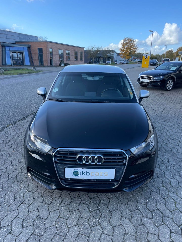 Audi A1 1,6 TDi 90 Ambition 3d