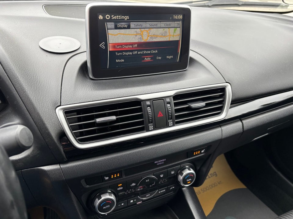 Mazda 3 2,0 SkyActiv-G 120 Vision 4d