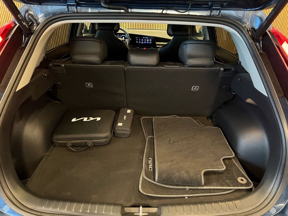 Kia Niro 64 EV Inspiration 5d