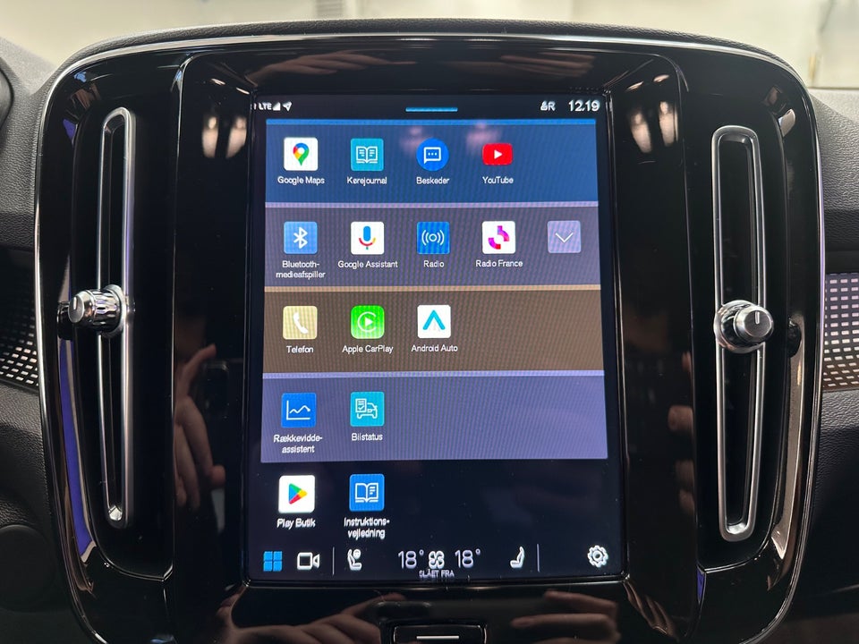 Volvo XC40 P6 ReCharge Plus 5d