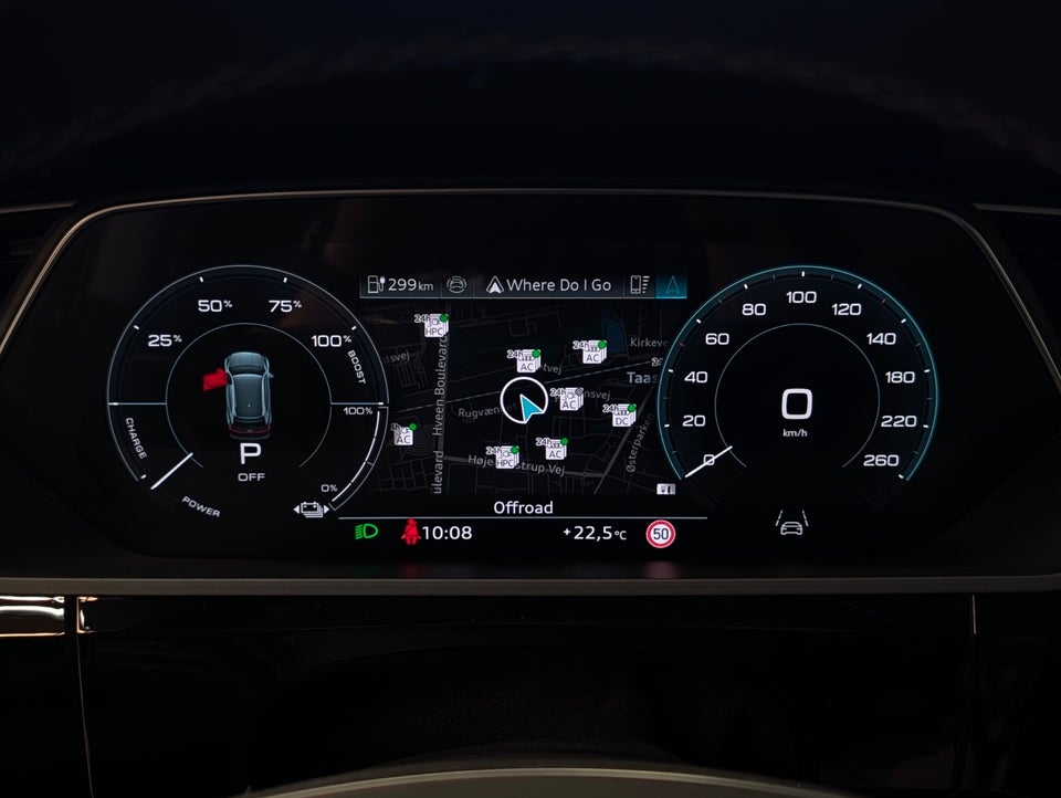 Audi Q8 e-tron 55 Advanced quattro 5d
