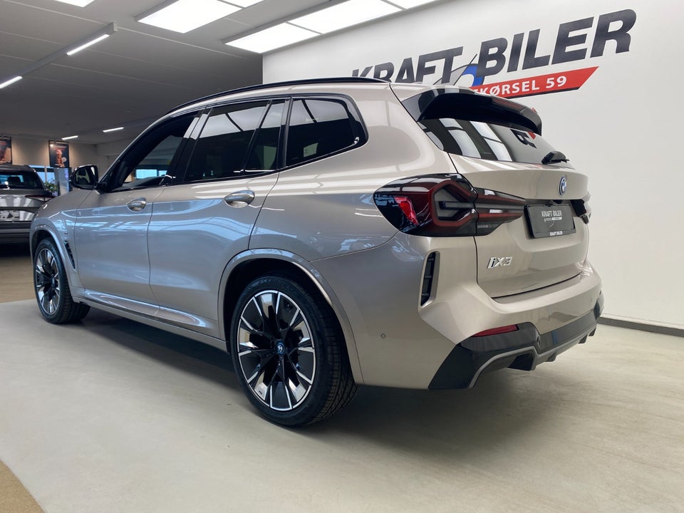 BMW iX3 Charged Plus M-Sport 5d