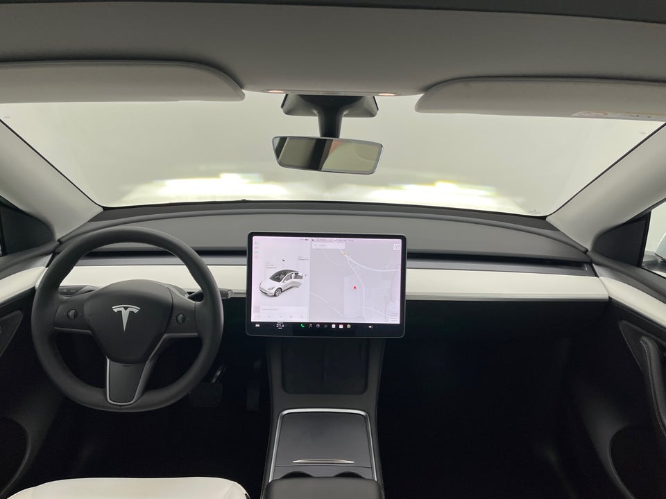 Tesla Model Y Long Range AWD 5d
