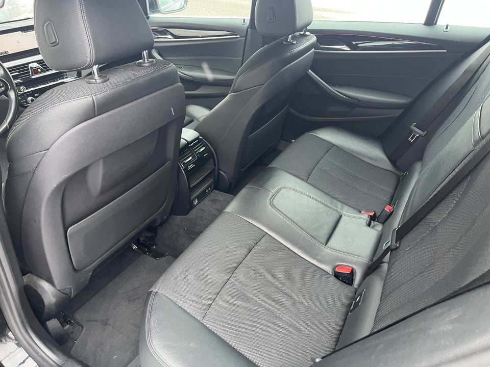 BMW 520d 2,0 Touring Sport Line aut. 5d