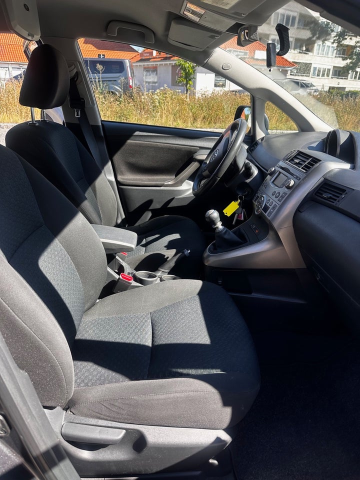 Toyota Verso 1,8 T2 7prs 5d