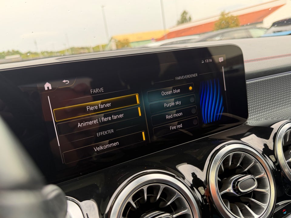 Mercedes EQB250 AMG Line 5d