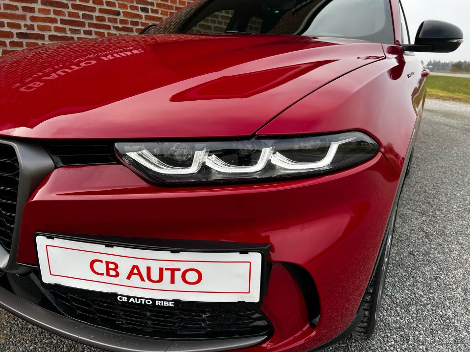 Alfa Romeo Tonale 1,3 PHEV Speciale aut. Q4 5d