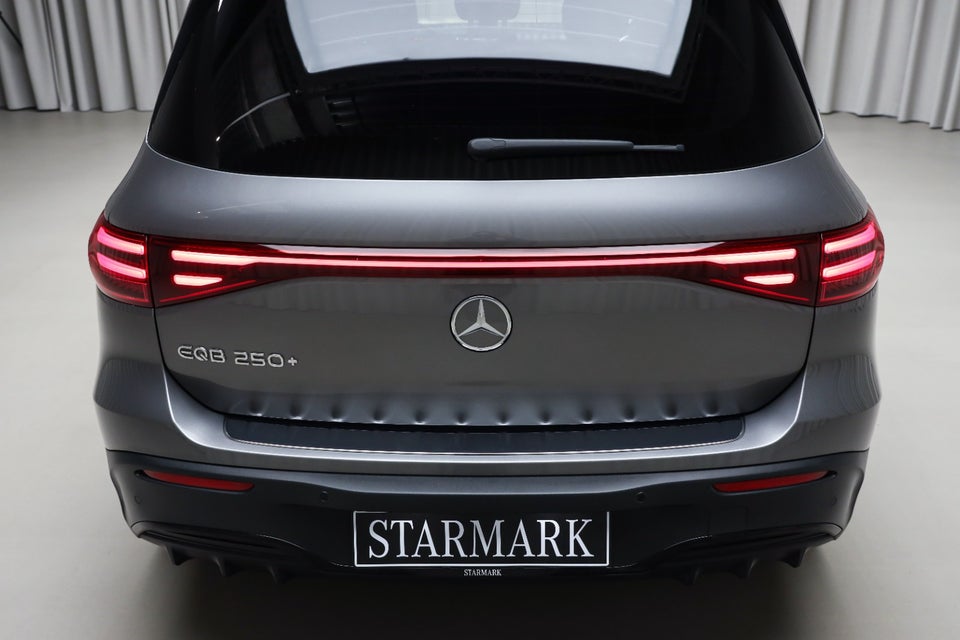Mercedes EQB250+ AMG Premium 5d
