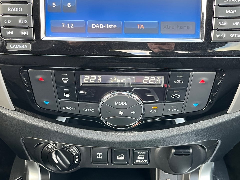 Nissan Navara 2,3 dCi 160 Db.Kab N-Connecta 4d