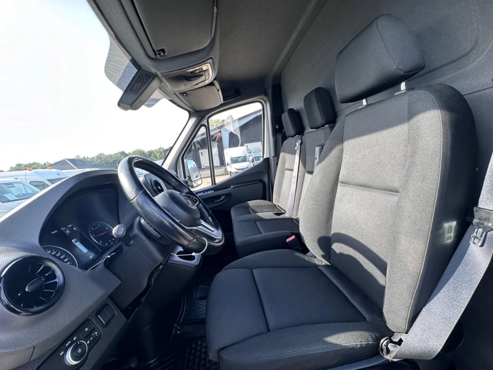 Mercedes Sprinter 315 2,0 CDi A3 Chassis aut. RWD 2d