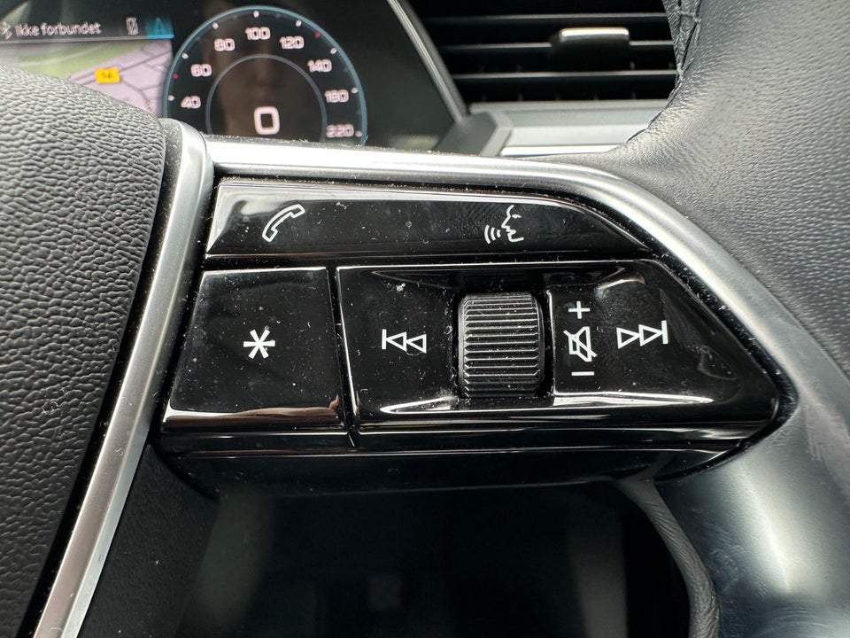 Audi e-tron 55 Advanced Sportback quattro 5d