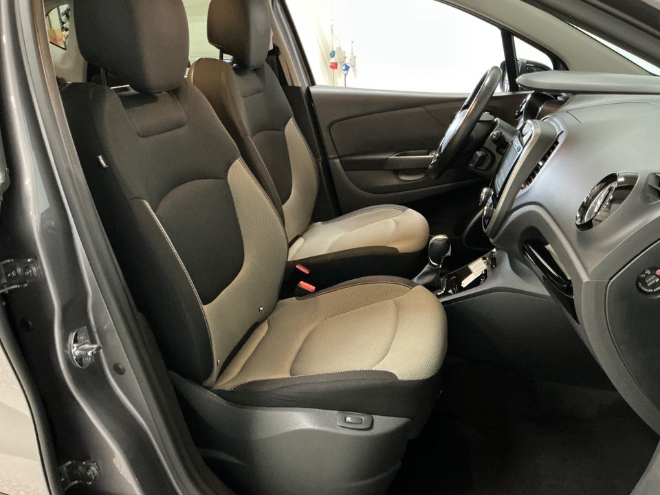 Renault Captur 1,2 TCe 120 Expression EDC 5d