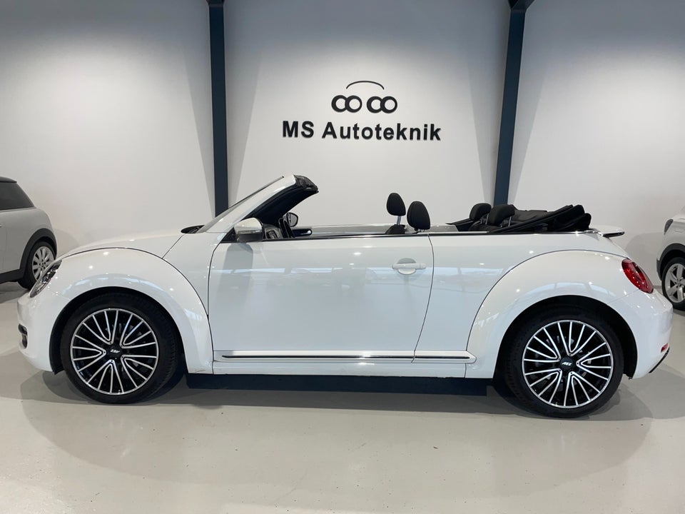 VW The Beetle 1,2 TSi 105 Design Cabriolet 2d