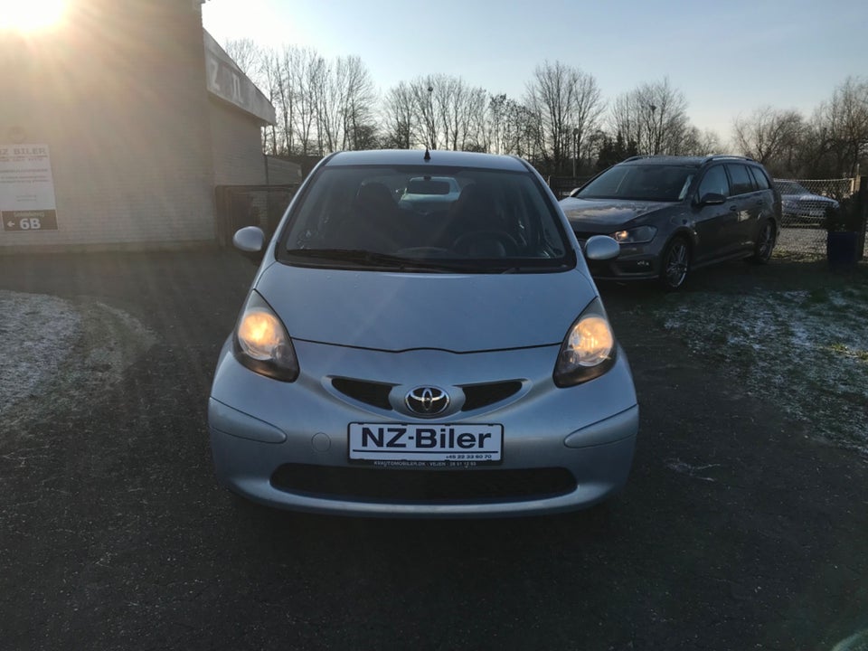 Toyota Aygo 1,4 D Plus 5d