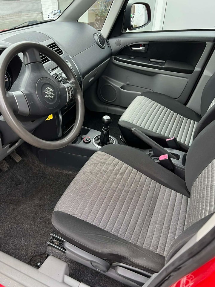 Suzuki SX4 1,6 GL-A Van 5d