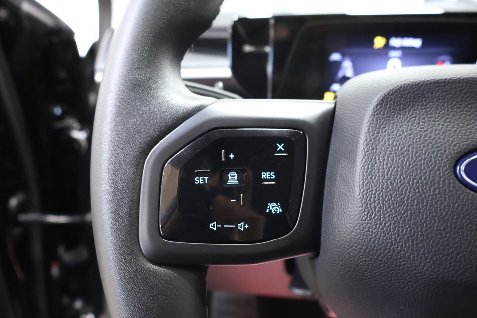 Ford Explorer 82 Select Extended Range 5d