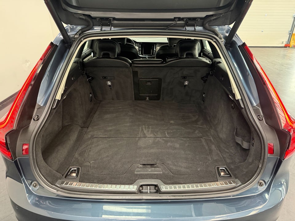 Volvo V90 2,0 T6 ReCharge Inscription aut. AWD 5d