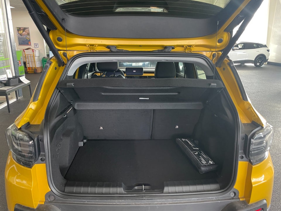 Jeep Avenger 54 1st Edition 5d