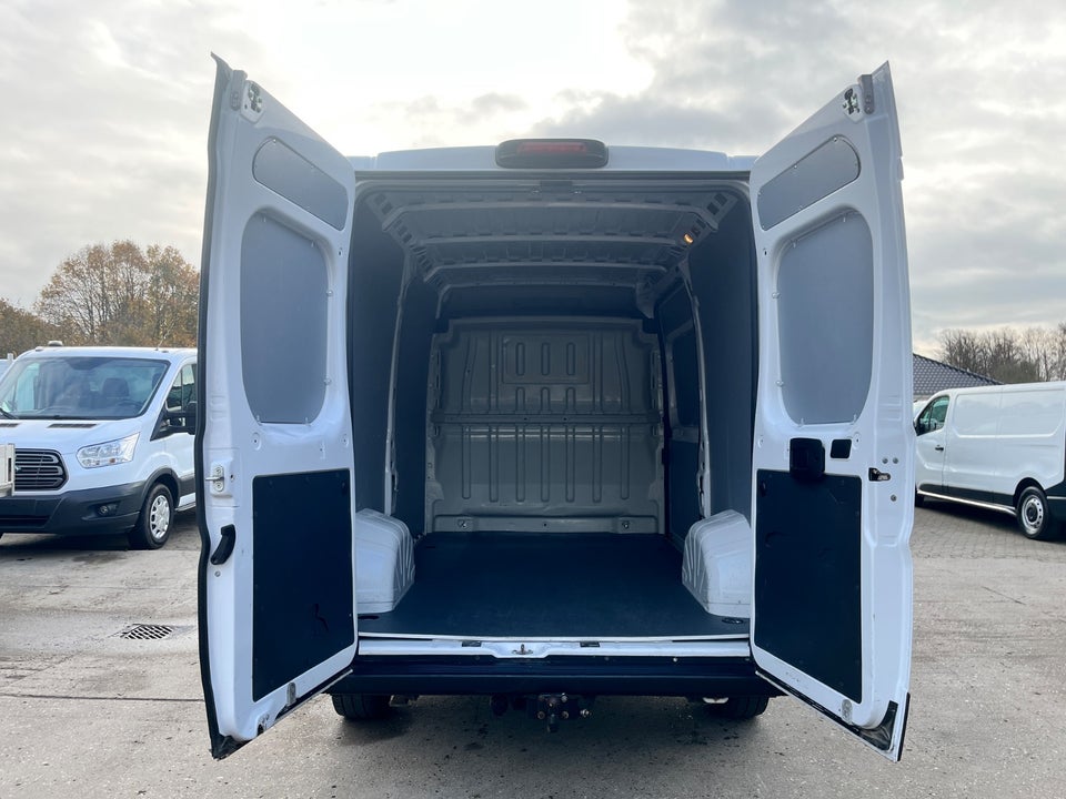 Fiat Ducato 35 Maxi 2,3 MJT 140 Kassevogn L2H2