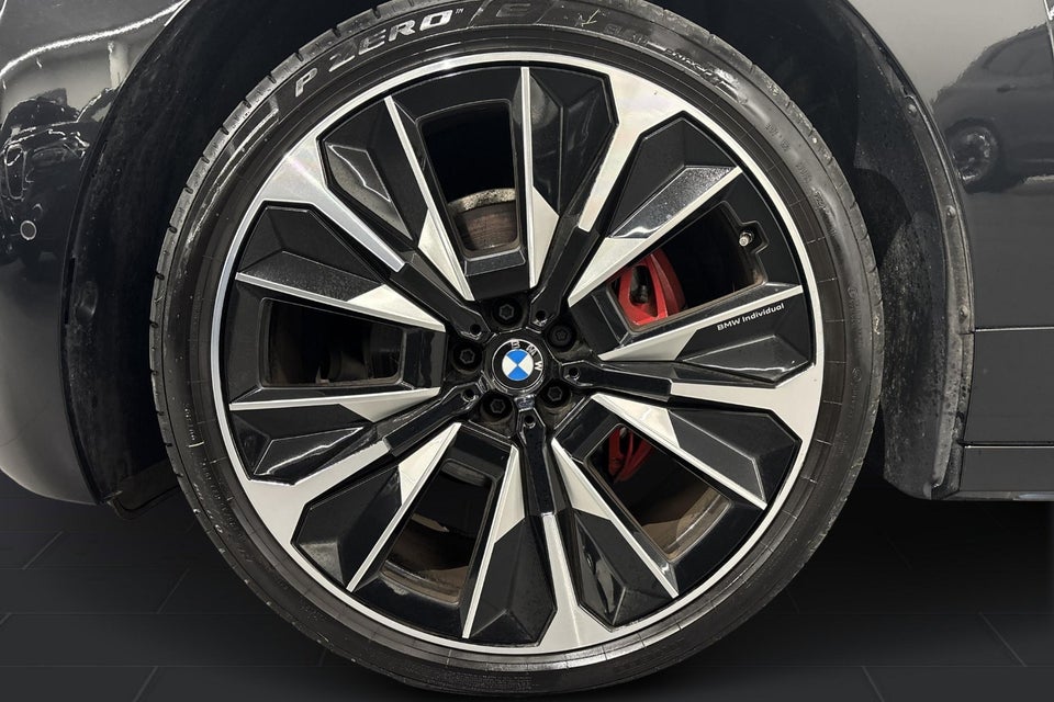 BMW iX xDrive60 Fully Charged 5d