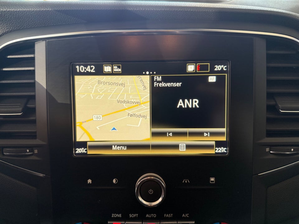 Renault Megane IV 1,3 TCe 140 Zen Sport Tourer EDC 5d